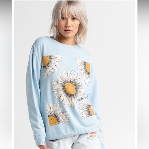 🎉Host Pick🎉 O’Neill Women’s Choice Pullover Fleece with Sunflowers Size XS - Picture 1 of 10